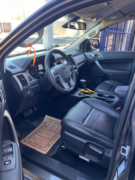 FORD Ranger 3.2 20V XLT 4X4 CABINE DUPLA TURBO DIESEL AUTOMTICO, Foto 4