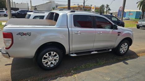 FORD Ranger 3.2 20V CABINE DUPLA 4X4 LIMITED PLUS TURBO DIESEL AUTOMTICO, Foto 2