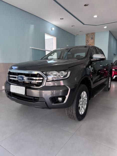FORD Ranger 3.2 20V XLT 4X4 CABINE DUPLA TURBO DIESEL AUTOMTICO, Foto 5