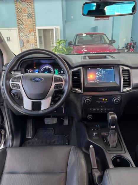 FORD Ranger 3.2 20V XLT 4X4 CABINE DUPLA TURBO DIESEL AUTOMTICO, Foto 11