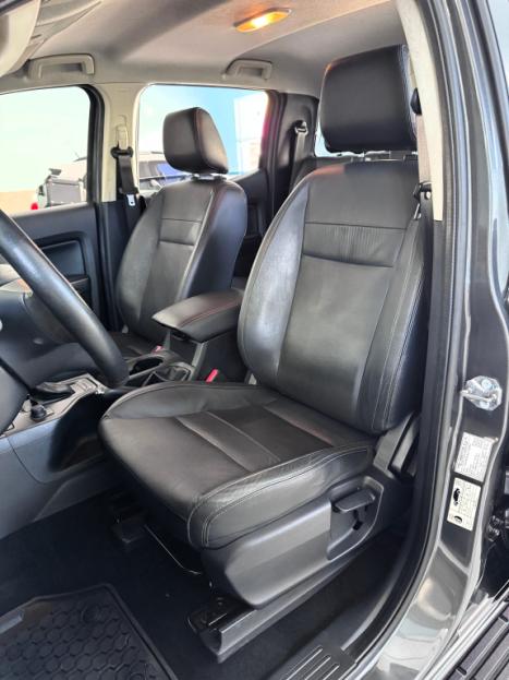 FORD Ranger 3.2 20V XLT 4X4 CABINE DUPLA TURBO DIESEL AUTOMTICO, Foto 14