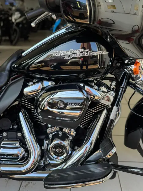 HARLEY DAVIDSON Street Glide FLHX 1800, Foto 10