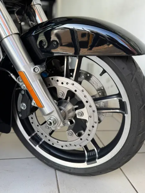 HARLEY DAVIDSON Street Glide FLHX 1800, Foto 11