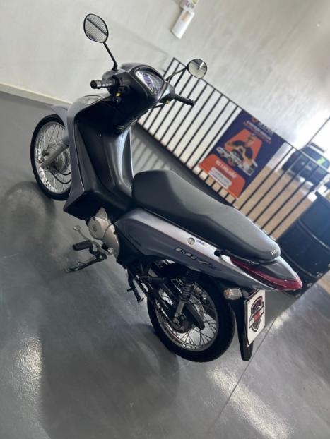 HONDA Biz 125 ES, Foto 4