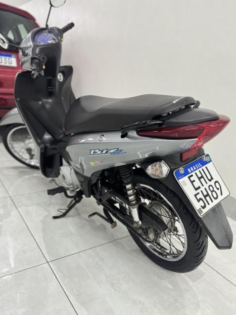 HONDA Biz 125 ES, Foto 4