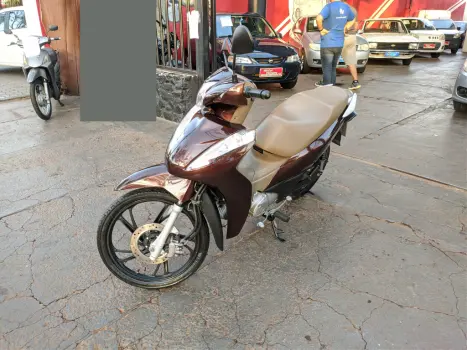 HONDA Biz 125 EX, Foto 7