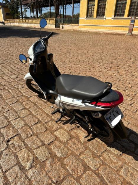 HONDA Biz 125 EX, Foto 8