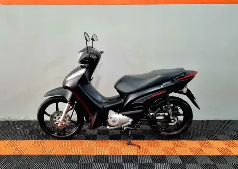 HONDA Biz 125 EX, Foto 4