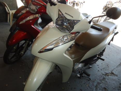 HONDA Biz 125 EX, Foto 2