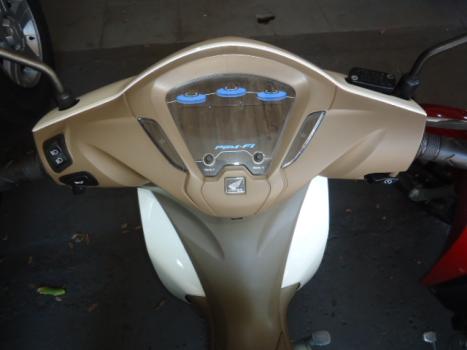 HONDA Biz 125 EX, Foto 3