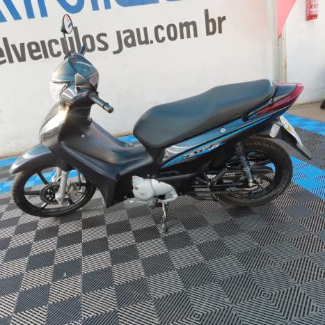 HONDA Biz 125 EX, Foto 4