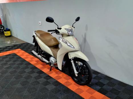 HONDA Biz 125 EX, Foto 2