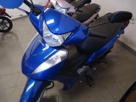 HONDA Biz 125 EX, Foto 2