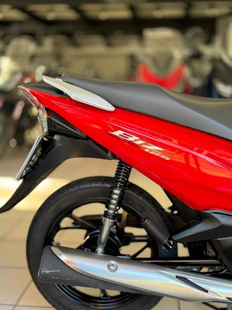 HONDA Biz 125 EX, Foto 4