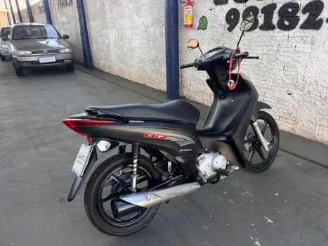 HONDA Biz 125 EX, Foto 7
