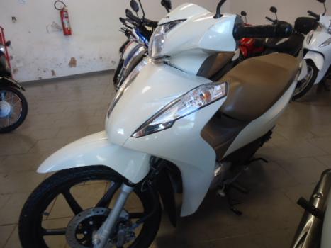 HONDA Biz 125 EX, Foto 2