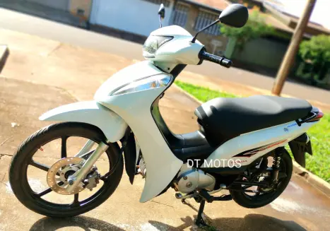 HONDA Biz 125 EX, Foto 4