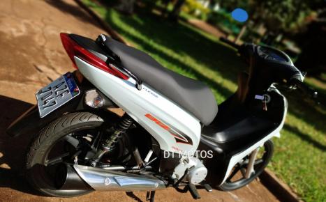 HONDA Biz 125 EX, Foto 5