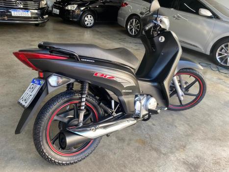 HONDA Biz 125 EX, Foto 2