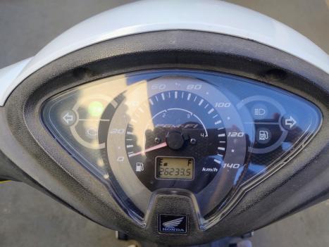 HONDA Biz 125 EX, Foto 2