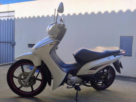 HONDA Biz 125 EX, Foto 3