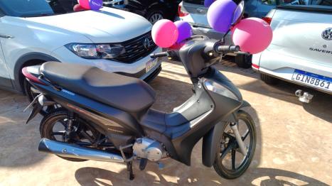 HONDA Biz 125 EX, Foto 1