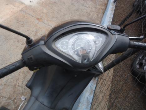 HONDA Biz 125 EX, Foto 3