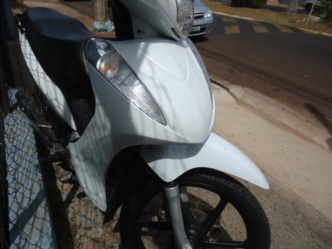 HONDA Biz 125 EX, Foto 2