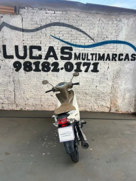 HONDA Biz 125 EX, Foto 4