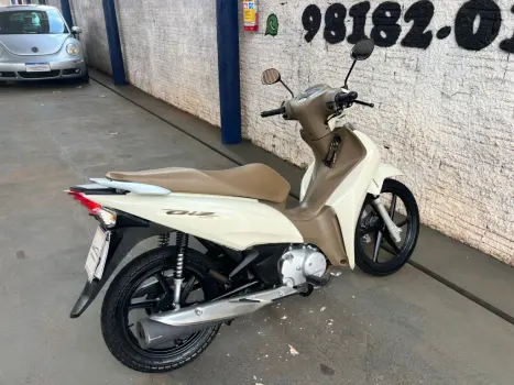 HONDA Biz 125 EX, Foto 6
