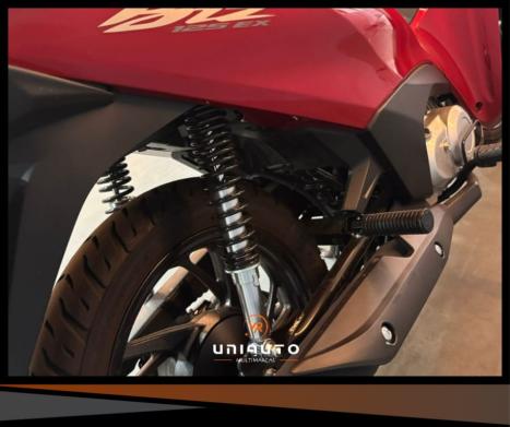 HONDA Biz 125 EX, Foto 2