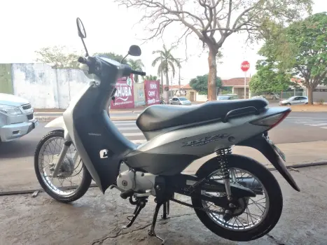 HONDA Biz 125 KS, Foto 3