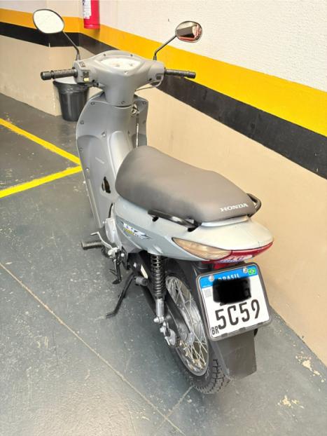 HONDA Biz 125 KS, Foto 2