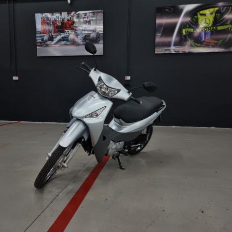 HONDA Biz 125 KS, Foto 6