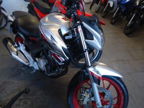 HONDA CB 250 F Twister FLEXONE, Foto 1