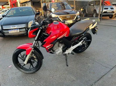 HONDA CB 250 F Twister , Foto 2