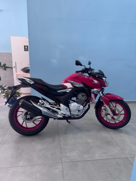 HONDA CB 250 F Twister FLEXONE, Foto 1
