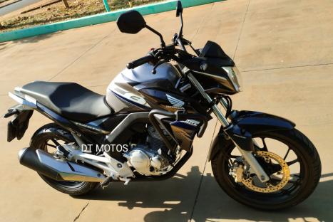 HONDA CB 250 F Twister FLEXONE, Foto 3