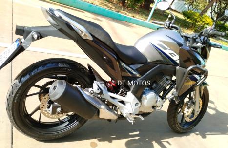 HONDA CB 250 F Twister FLEXONE, Foto 4