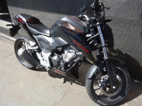 HONDA CB 300 F Twister FLEX ABS, Foto 1
