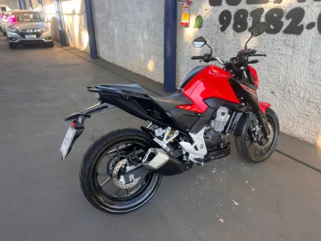 HONDA CB 300 F Twister FLEX CBS, Foto 7