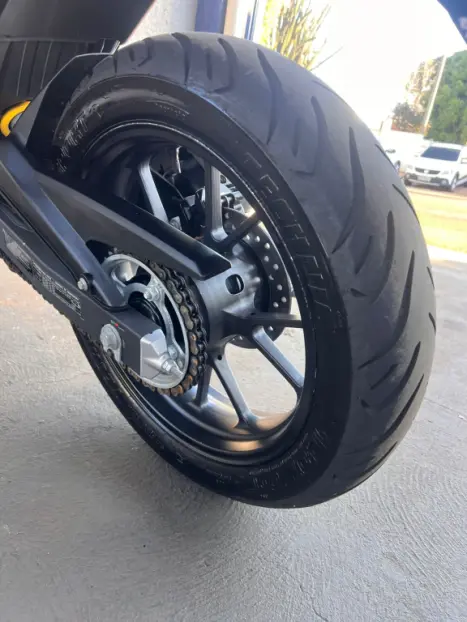 HONDA CB 300 F Twister FLEX CBS, Foto 9