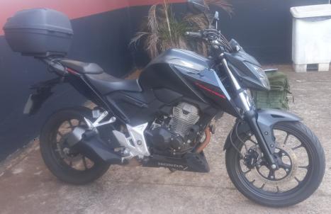 HONDA CB 300 F Twister FLEX CBS, Foto 3