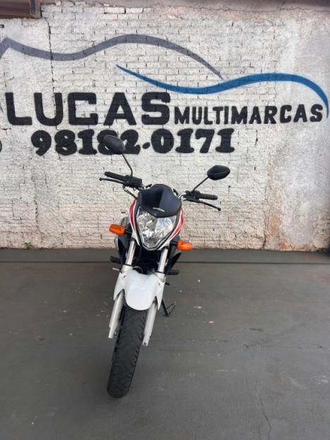 HONDA CB 300 R ESPECIAL EDITION, Foto 3