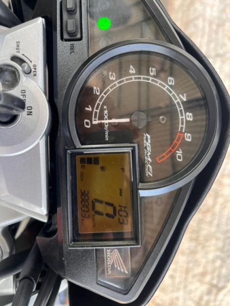 HONDA CB 300 R ESPECIAL EDITION, Foto 6