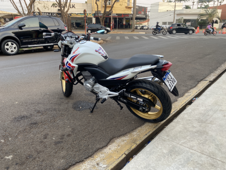 HONDA CB 300 R FLEX ABS, Foto 3