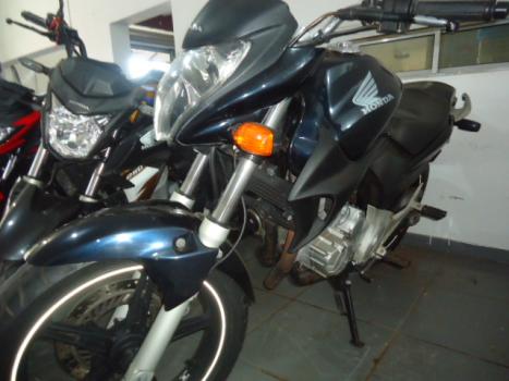 HONDA CB 300 R STD, Foto 2