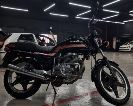 HONDA CB 400 II, Foto 3