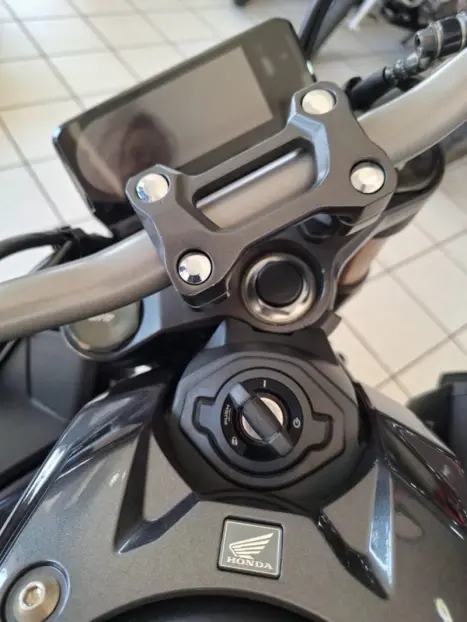 HONDA CB 650 R ABS, Foto 7