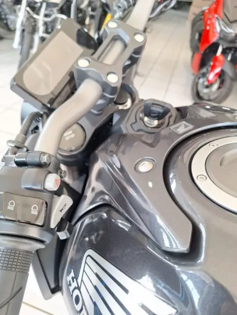 HONDA CB 650 R ABS, Foto 8